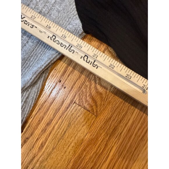 Shein Womens Raglan Long Sleeve Gray & Black Top Size L - Picture 4 of 6